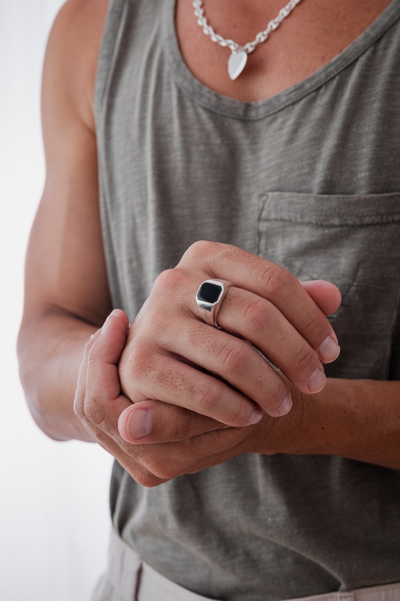 Noir Ring