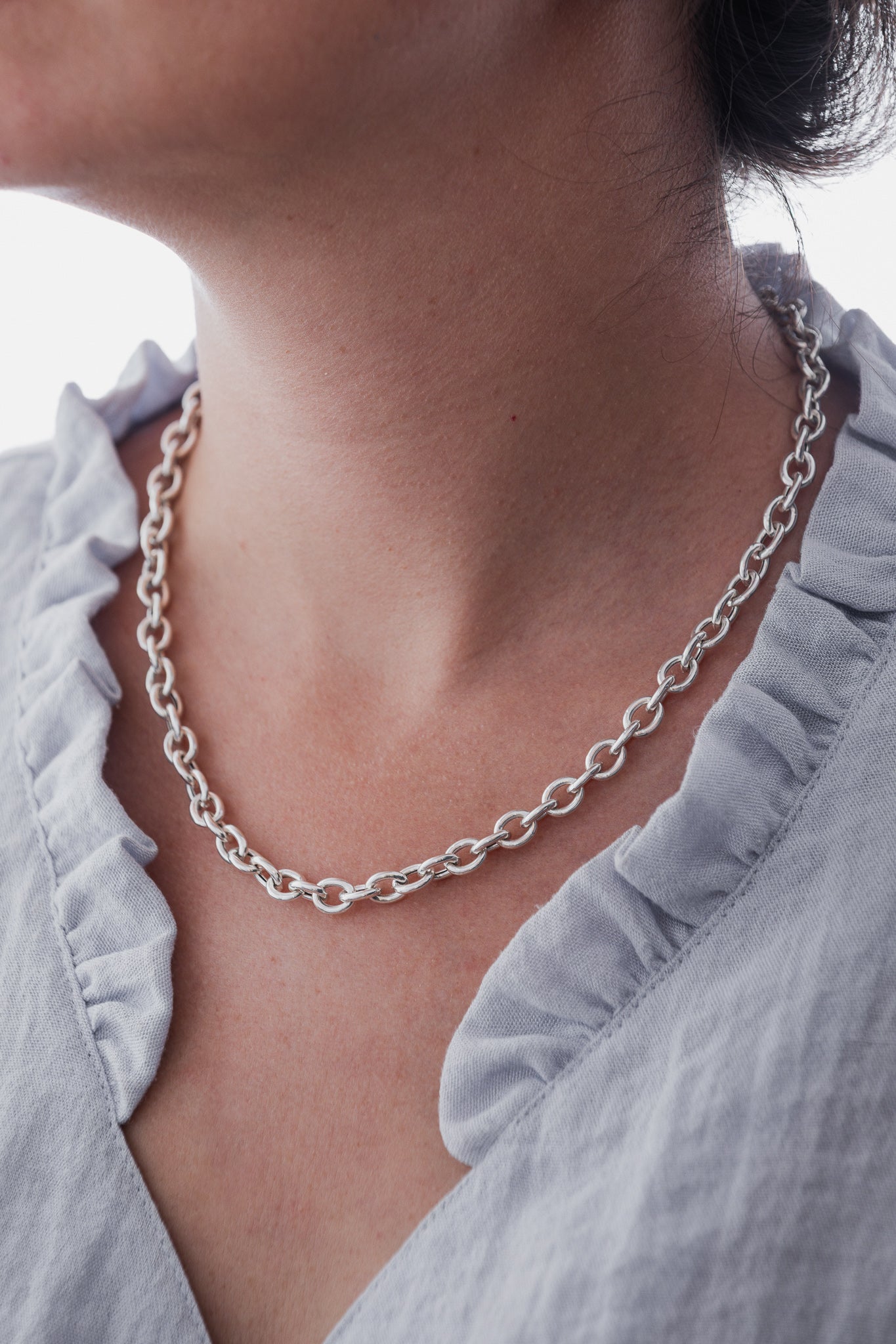 Collar Big Icon